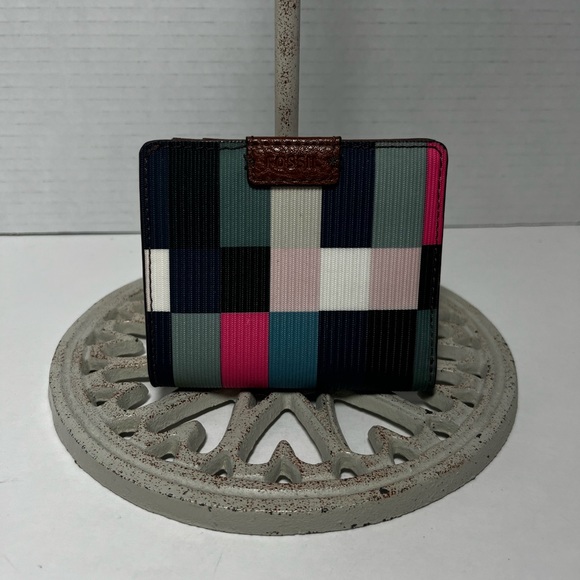 FOSSIL Emma RFID Mini Wallet - Picture 2 of 6